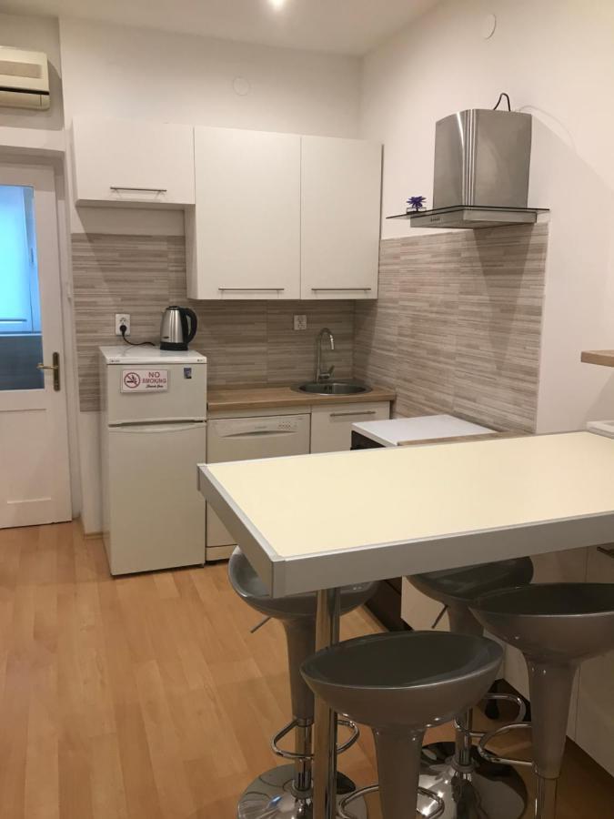 Apartman 4 People Apartment ริเยกา ภายนอก รูปภาพ